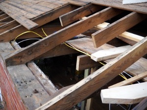 repairing roof rafters and joists